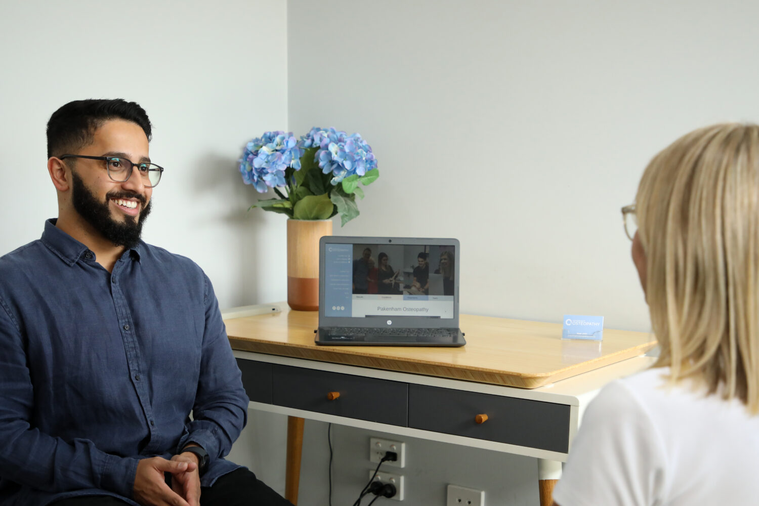 WHY DOES PAKENHAM OSTEOPATHY HAVE TIERED FEES? 1